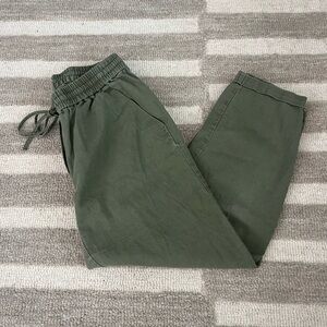 Women’s Linen Olive Green Joggers - Size 4
